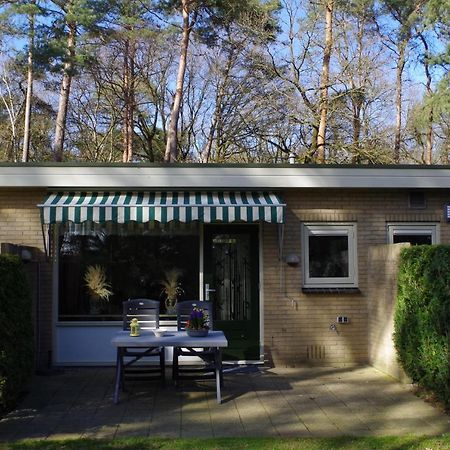 Geschakelde Bungalow Op De Veluwe "De Eekhoorn" Otterlo Exteriér fotografie